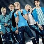 ross lynch in büyük hayranı 1 no futbol delisi justin bieber i sever lovatıc ve bolu spor altyapısında oynuyor :D