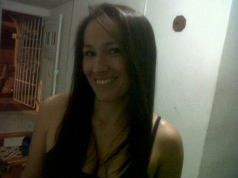 cada mañana al despertar doy gracias al creador por permitirme abrir mis ojos y contemplar la belleza de la vida junto a los seres que amo.