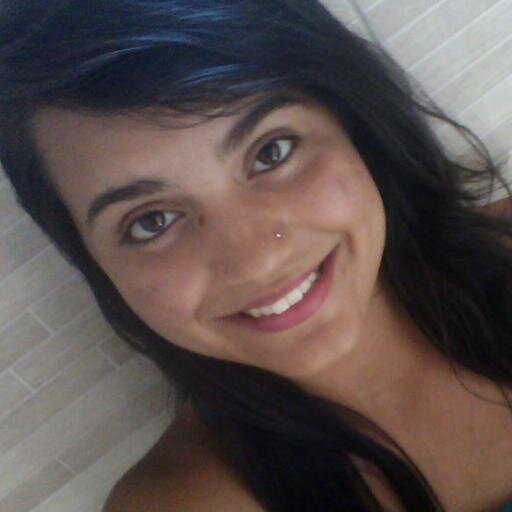 Você esta longe dos meus olhos,não dos meus pensamentos,muito menos do meu coração.