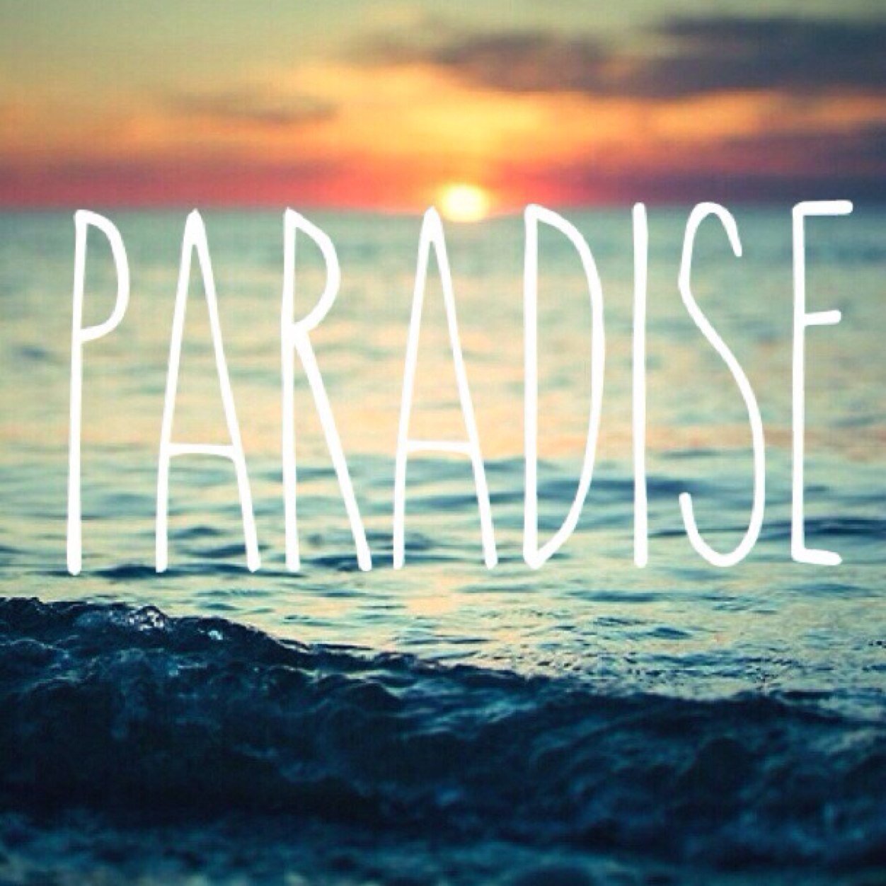 Síguenos para saber cuando se sube algo.Cuenta dedicada a novelas de Wattpad, actualmente con When Will Paradise? Correo de la escritora: moon7stories@gmail.com