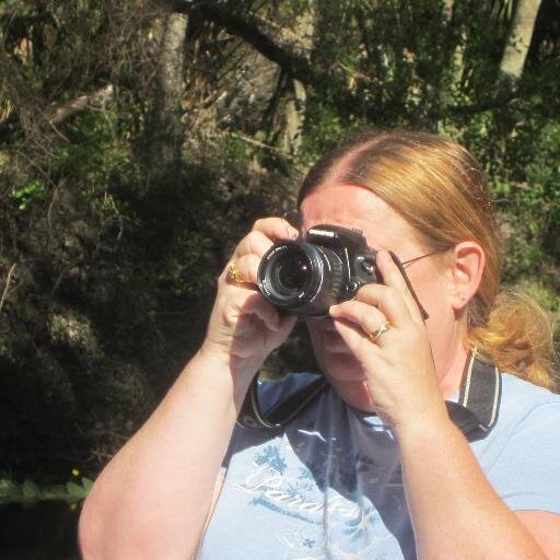 Freelance photographer with a passion for nature photography, camping and nature walks.