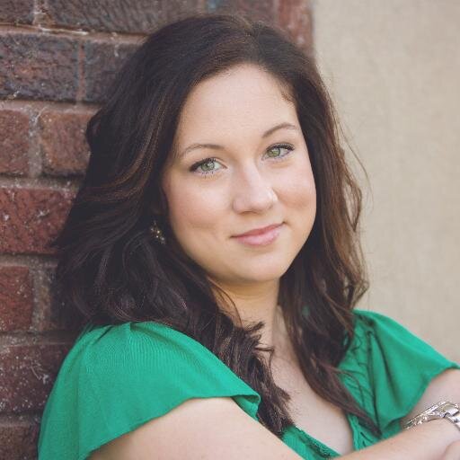Redeemed. Wife to Alonzo. Dog lover. Singer, Actor, Dancer. Vocal Coach. Social Media Guru. Gluten-free Enthusiast. Coffee is my love language.