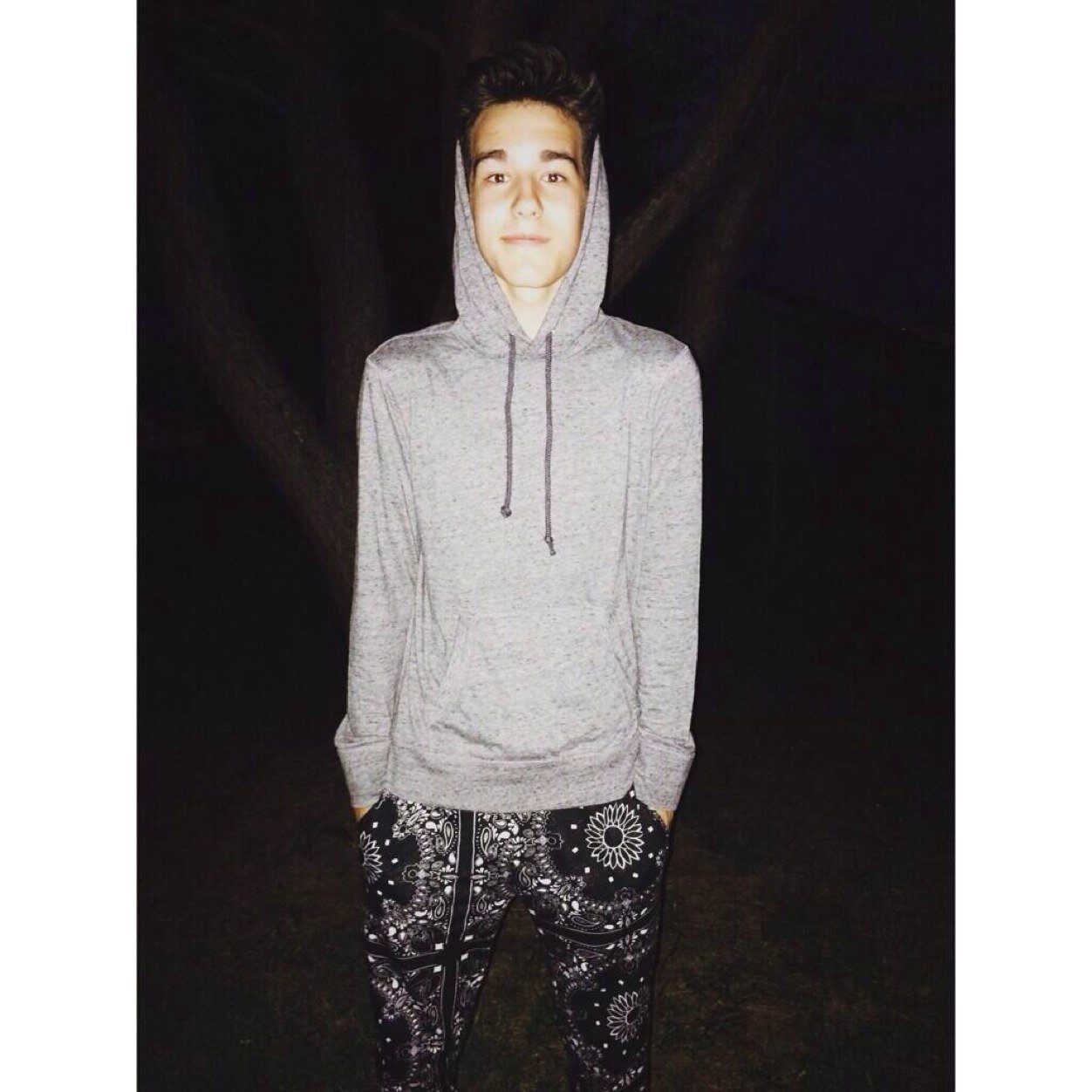 Just a small town girl living in a lonley world. Whitesider❤️ jacob if you read this i love you 0/12 jacob is bae