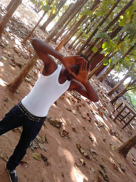 Jeffcuteluv's profile picture. 