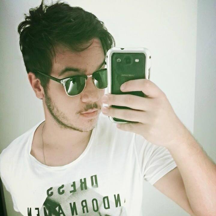 A vida me ensinou a nunca desistir, nem ganhar, nem perder mas procurar evoluir