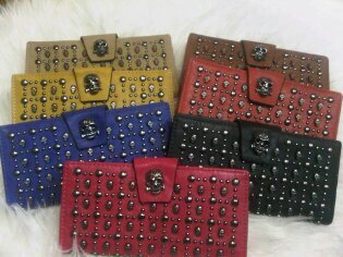 kami menyediakan tas branded lokal dan import pin 75B7F86F phone 081322725571