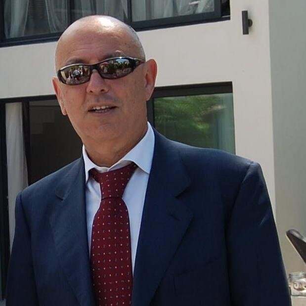 FerriniFurio's profile picture. Orgoglioso della propria Azienda e di chi ci lavora; innamorato degli amici e di tutte le donne belle meno belle purchè di compagnia.