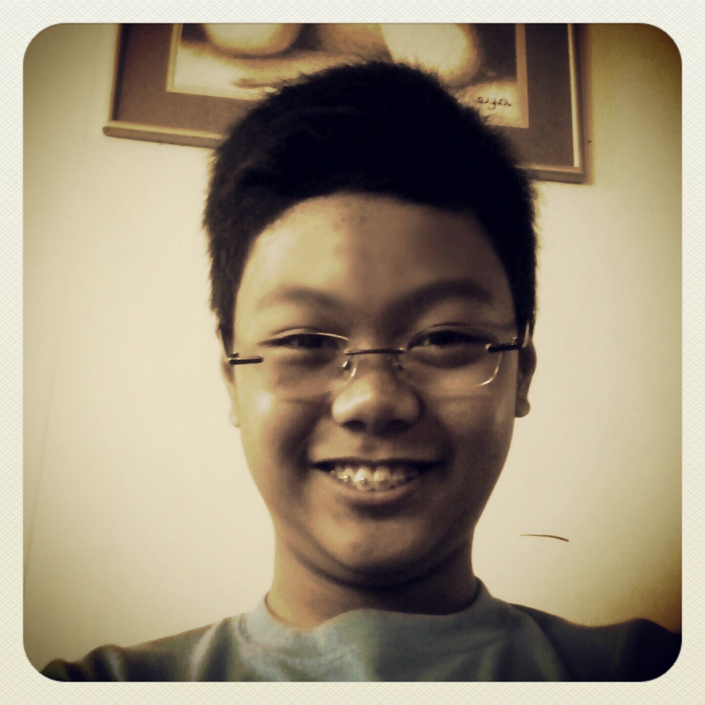 {Follow me and I'll Follow you back :}