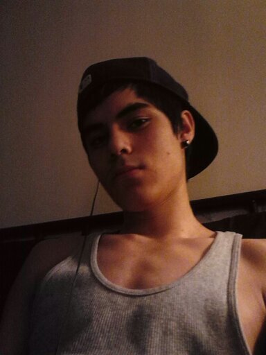 Competitive gamer as well as trying to become a CoD Caster. PSN: GeN-Shott Founder for team GenoCide on PlayStation.