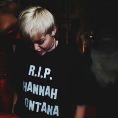 banggayx's profile picture. 