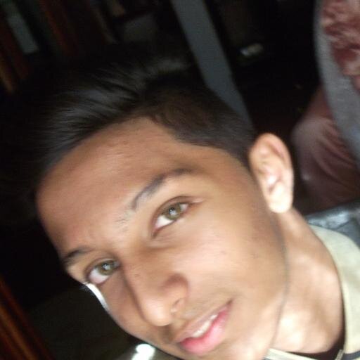 igleasies's profile picture. its alright if it makes you feel alive