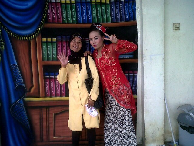 👨Achlun Naza Dwi Satria
👩Anik Fitriani Waris
🙍Muhammad Mulyana Satria
Central Jva , Indonesia!