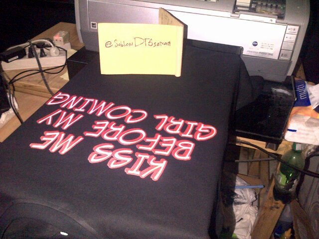 sablon satuan dengan mesin DTG berkualitas & murah! Terima pemesanan clothing Buat yang serius- 081297182970 / Pin : 2A483212 admin : @PunyaRobby