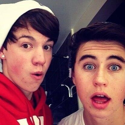 NxshFvcks's profile picture. Ahhhh @Magcon Come the Uk