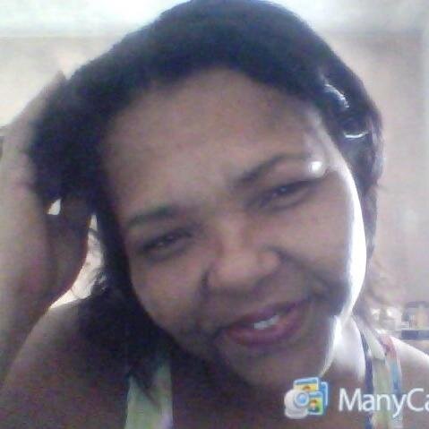 luciaalvespe's profile picture. Sou uma pessoa amiga e sincera!