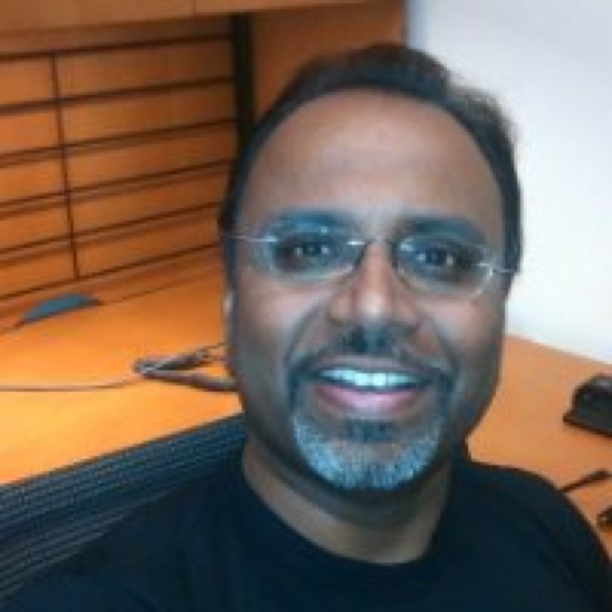 SuriSurinder1's profile picture. Uncovering the science of leadership by making it measurable, improvable, and replicable, one leader at a time.