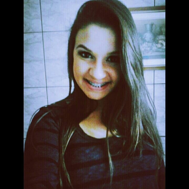 Juro! Eu te juro que de todos os abraços do mundo eu só queria o seu! Eu te amo @justinbieber s22