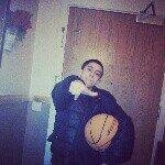 hey guys !! my name is ibrahim i play basketball and am an artist