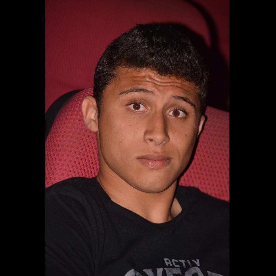 HusseinnBadr's profile picture. Instagram: HBadr97