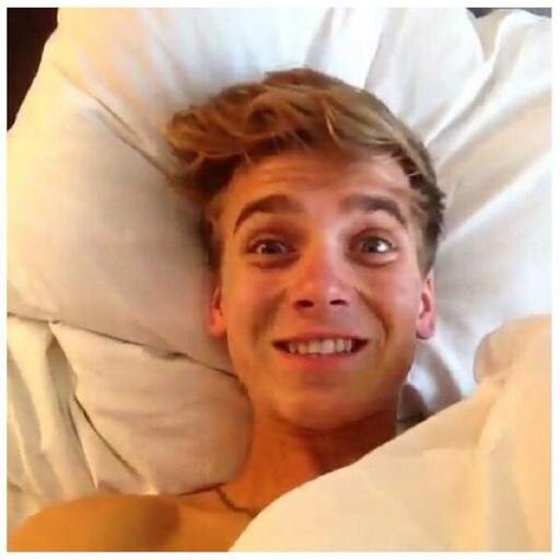 joe is my sunshine even on a rainy day♡ 10/5/14 - Marcus followed♡