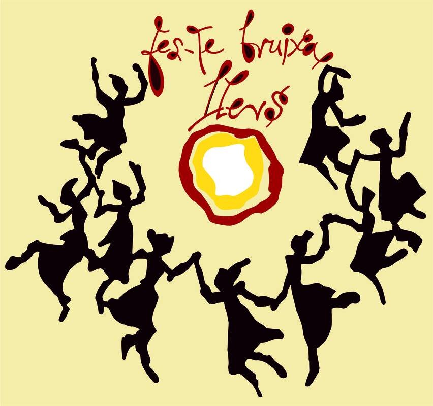 Fira de la Bruixa de #Llers a #AltEmpordà - Érem de juny i ara som de tardor🕸️ 
El 19 i 20 d'octubre, 'Fes-te Bruixa'