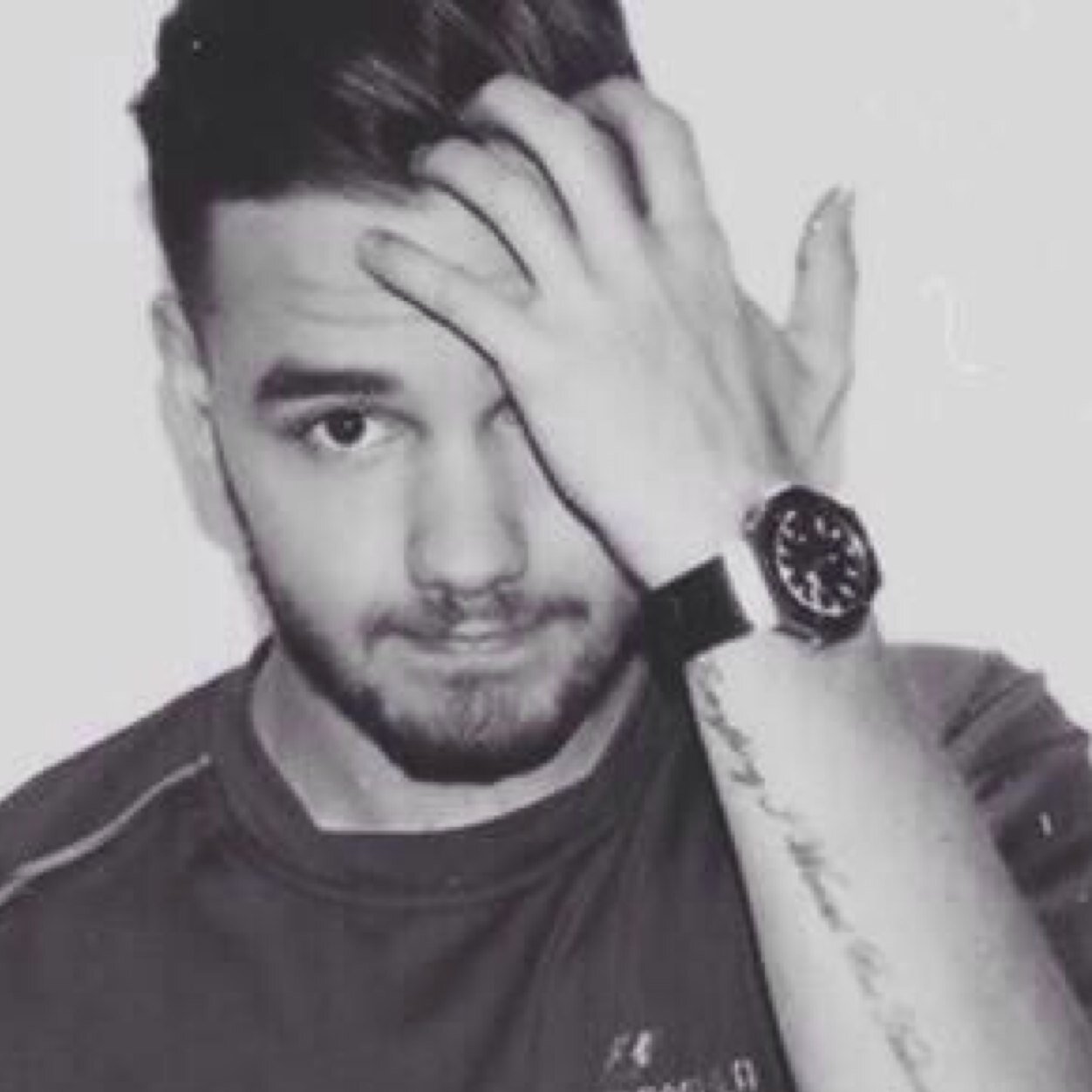 Free follow @horanpopcorn