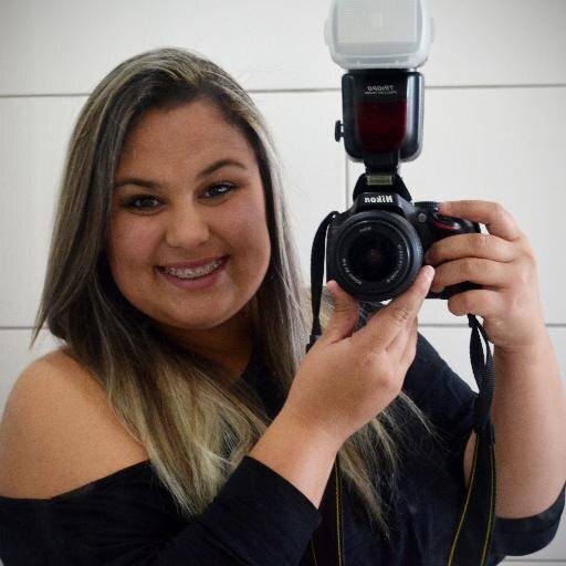 Na real, tenho medo das consequências de minhas decisões. Penso demais e acabo complicando mais ainda. *-*