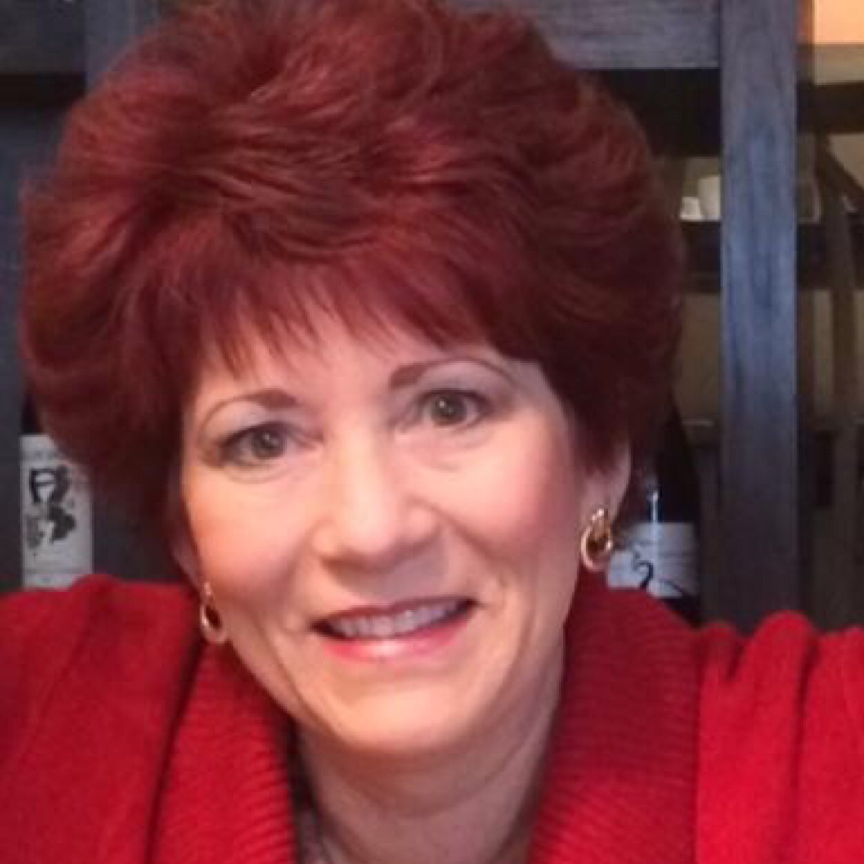 Decided redhead, perpetual student of technology, lover of life, singer, #retired!