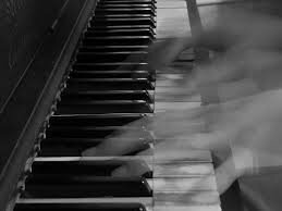 MrPianoTutor's profile picture. 