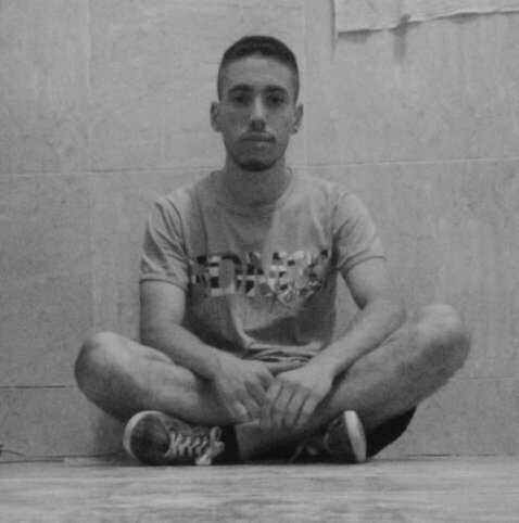 La vida me enseña a ser como soy a base de malas rachas - Fan del Real Madrid -Instagram rubomc3 seguirme y os sigo algo facil ;)
