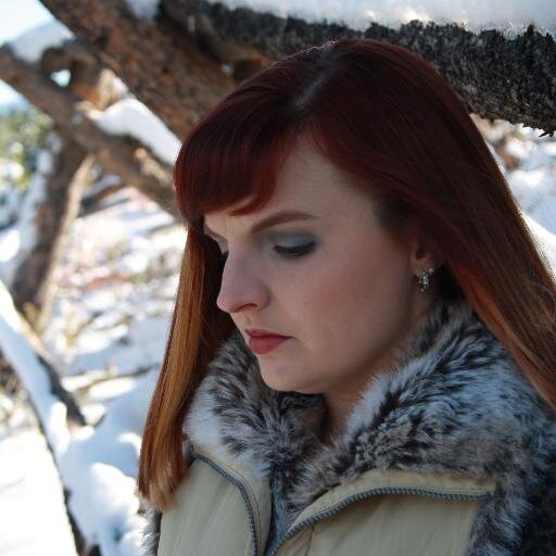 Mother, wife, actor, model, seamstress, and cosplayer loving and living a magical life!