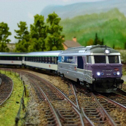 amfcf74's profile picture. Association des Modélistes Ferroviaire du Chablais Leman.Facebook : http://t.co/nSnM7FV6gy
