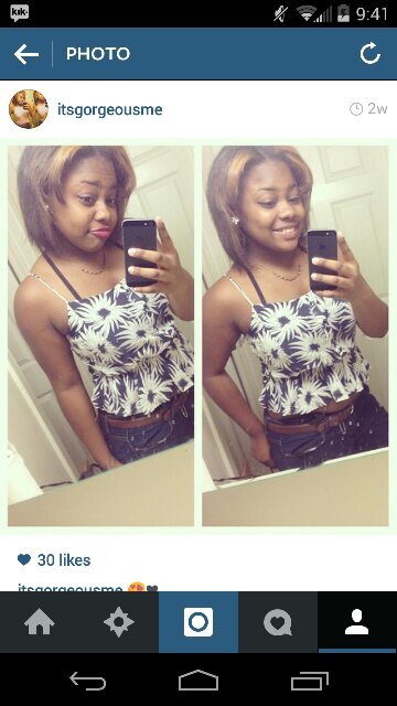 - -maa Lips are thee Gun , maa Smiles is thee Trigger , maa Kisses are thee Bullets , label ME aa Killer ♥