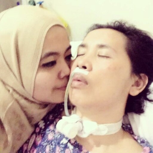 nadia novita sari - 13 november 1990
http://t.co/OrszXdJT
nadia.novita@live.com