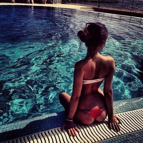 ThislsOurSummer's profile picture. tweeting about the things your doing this summer in 140 characters or less ✌