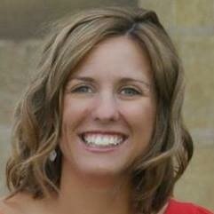 Nashville native. Works in PR. Loves running and CrossFit.