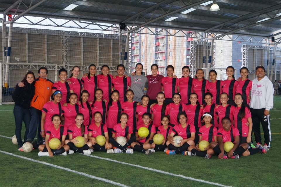 Utilizamos el fútbol para empoderar a futuras líderes Colombianas

http://t.co/jMspYDNoe6