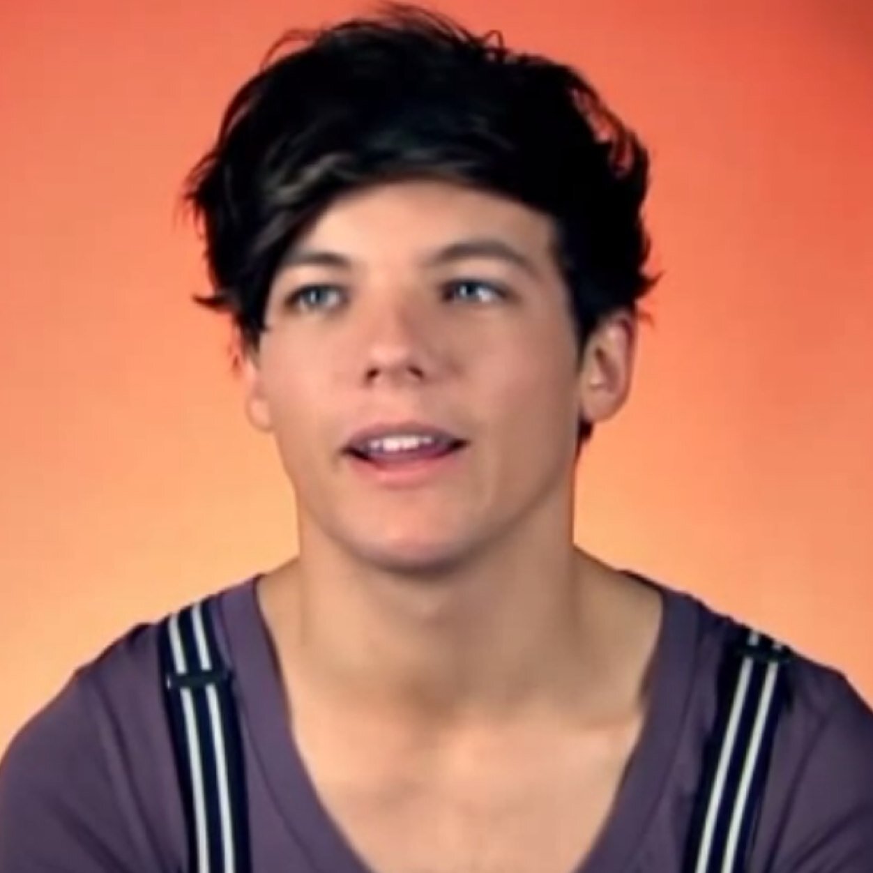 please follow @tounlink ?! ask for a follow back (or for 5 free follows or a dm to louis)!!!!!!