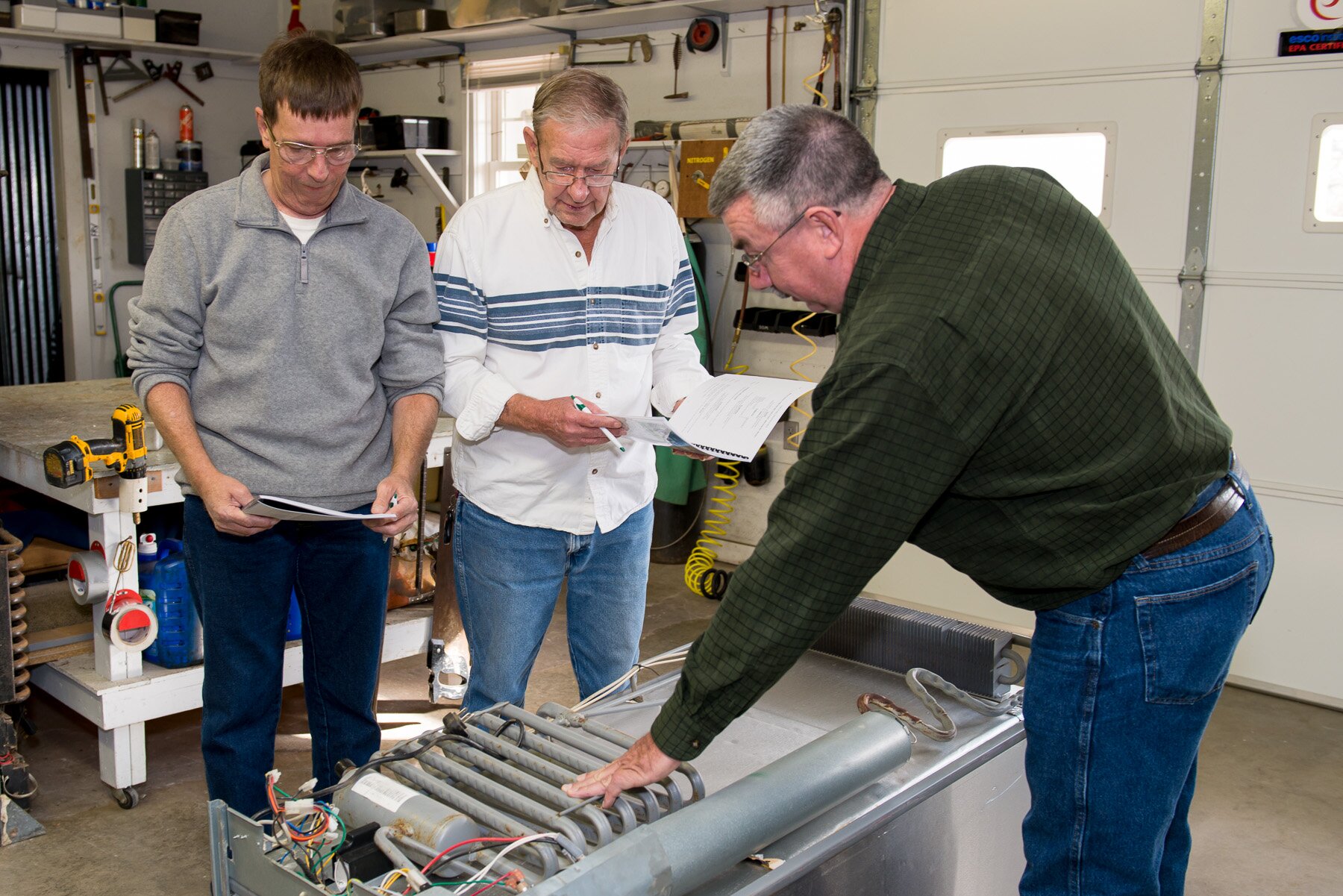 Roger is the pioneer of RV refrigerator reconditioning. He provides training to those who want to offer this service. http://t.co/L8gEk2YJNe