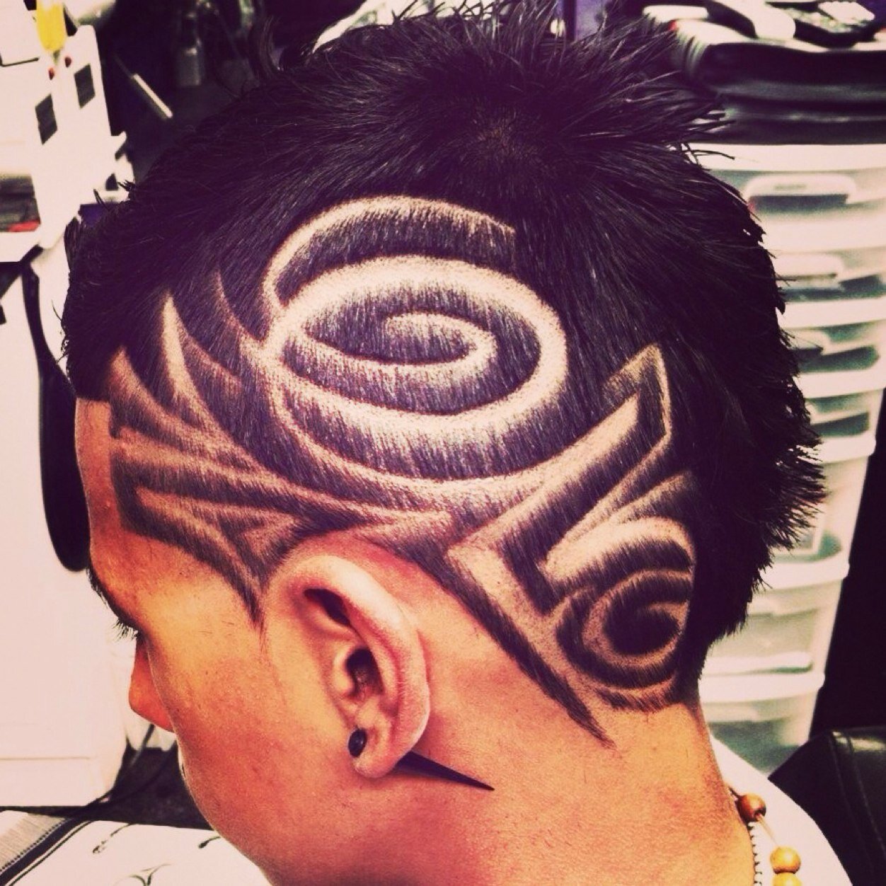 Master barber in cali! Info 767 429 9674