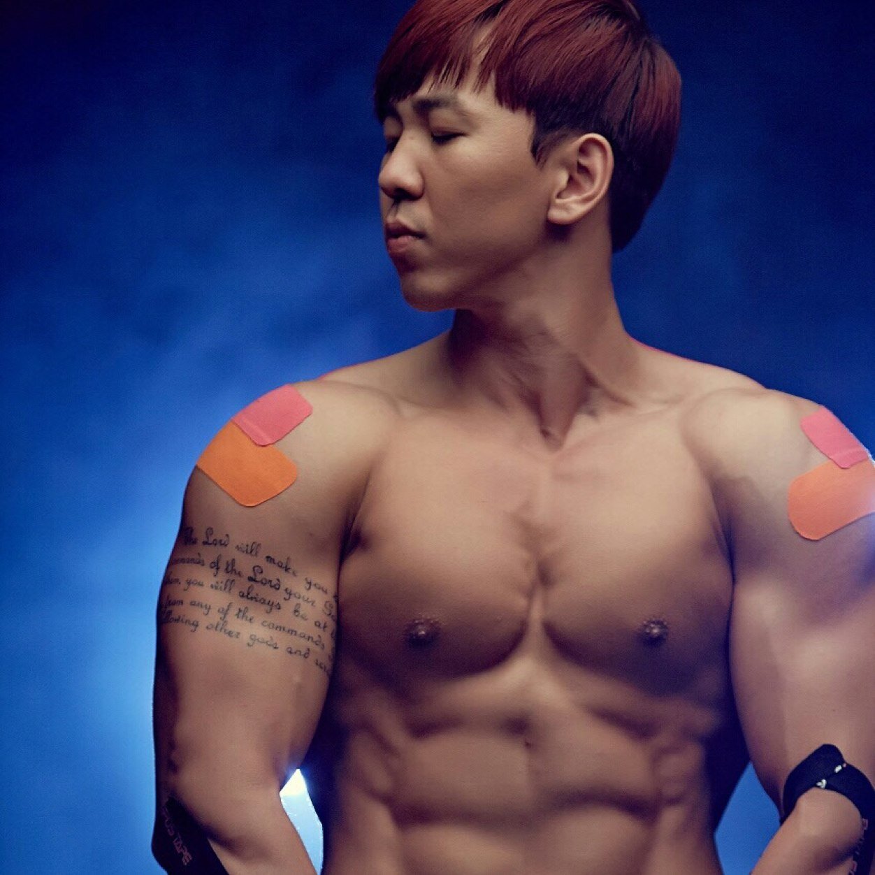 Personal training / Diet class 
Body designer Shin kyo tae Manager of Healthy Friends