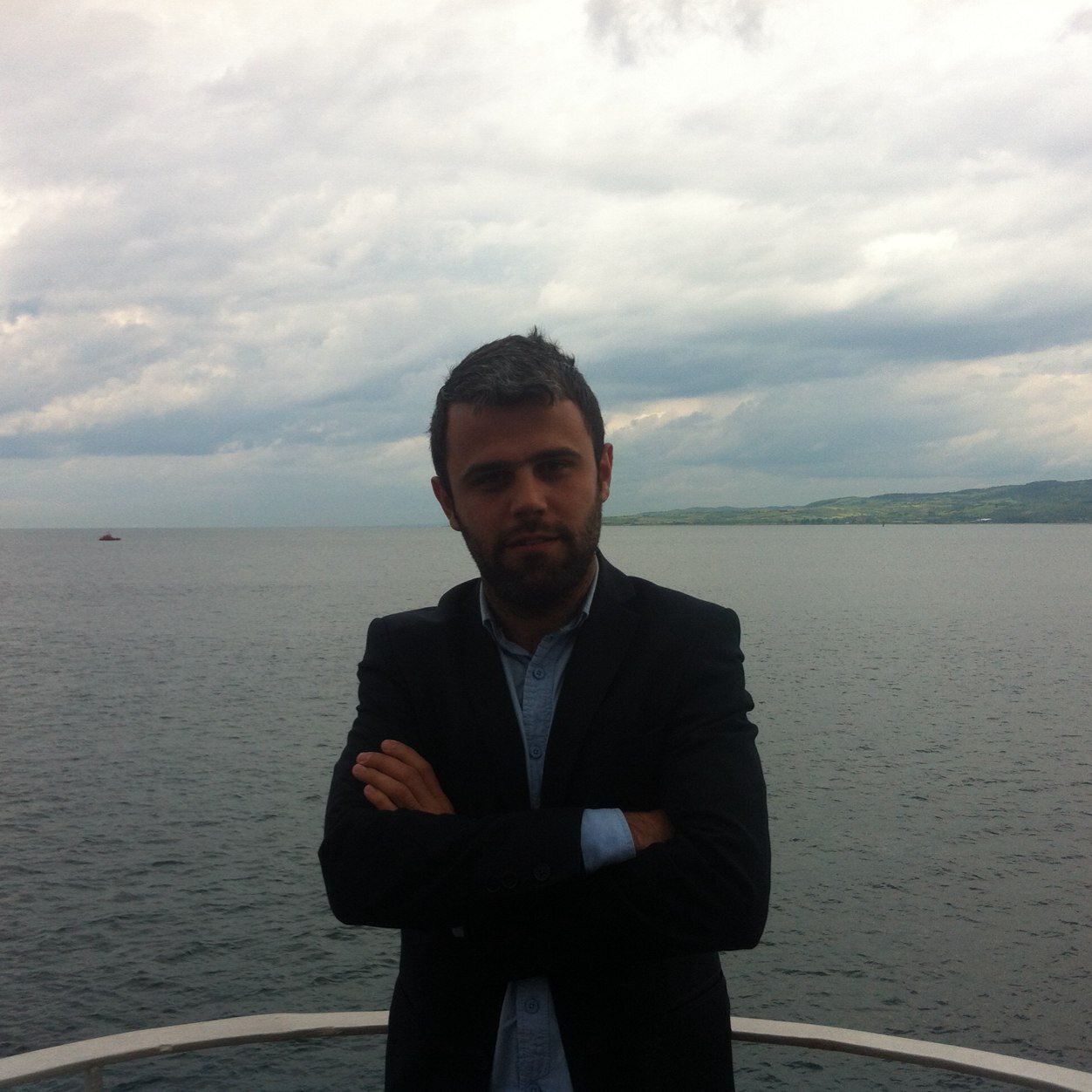 Çanakkale 18 mart üniversitesi kamu yönetimi 2014 mezunu TOKAT/Reşadiyeli