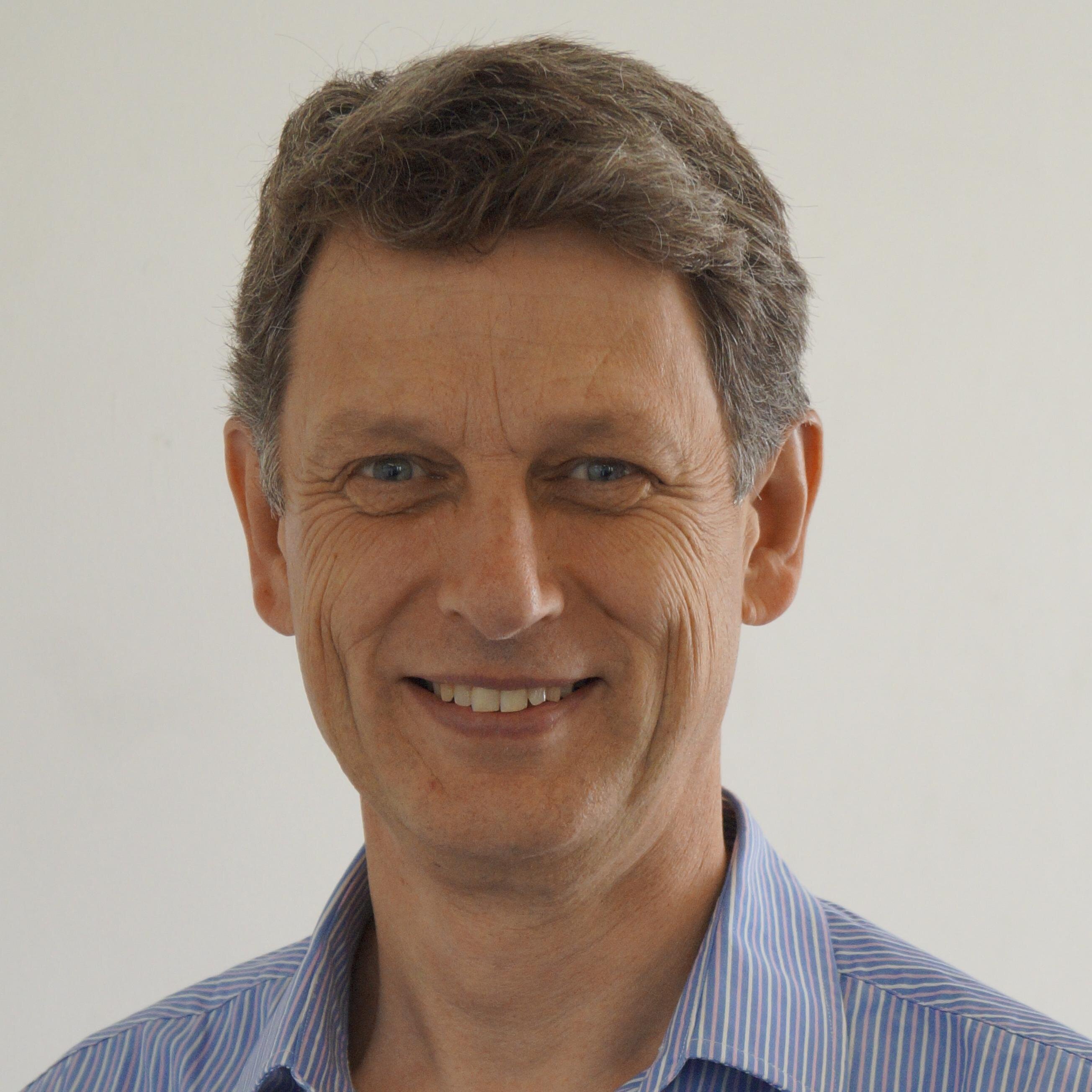 Director of Achieve. Hypnotherapy to quit smoking, control eating, and cure phobias. NLP training and coaching. Southport, Liverpool, and Ormskirk areas.