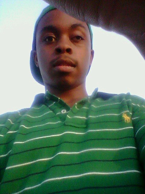 fons_lil's profile picture. laugh now, cry latea wile im smoken, drinken, and just living n life to the fulles yall wishin bad on me, ai im gone fuck...