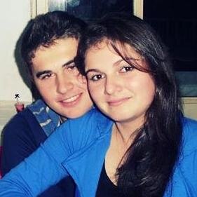 “Na verdade, não é um sorriso que muda seu dia, e sim, quem está sorrindo...” 

Follow-me please