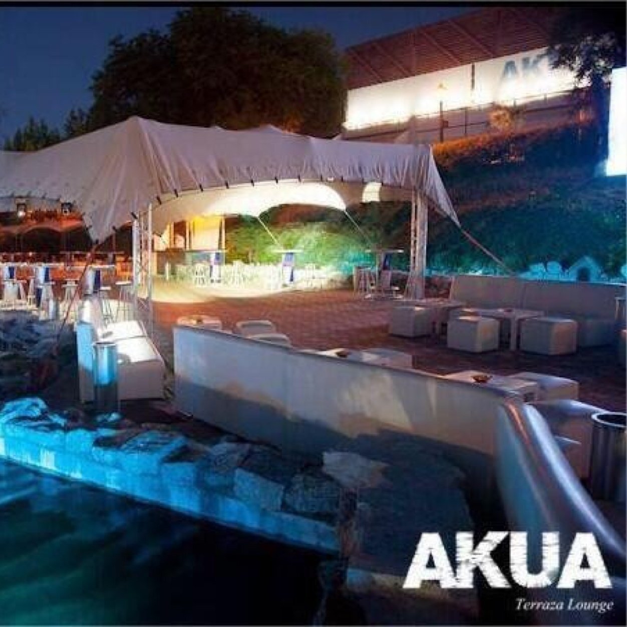 AKUA TERRAZA LOUNGE situada en la Casa de Campo (ronda del lago) listas y reservas +info 615296211 Lista: Royo