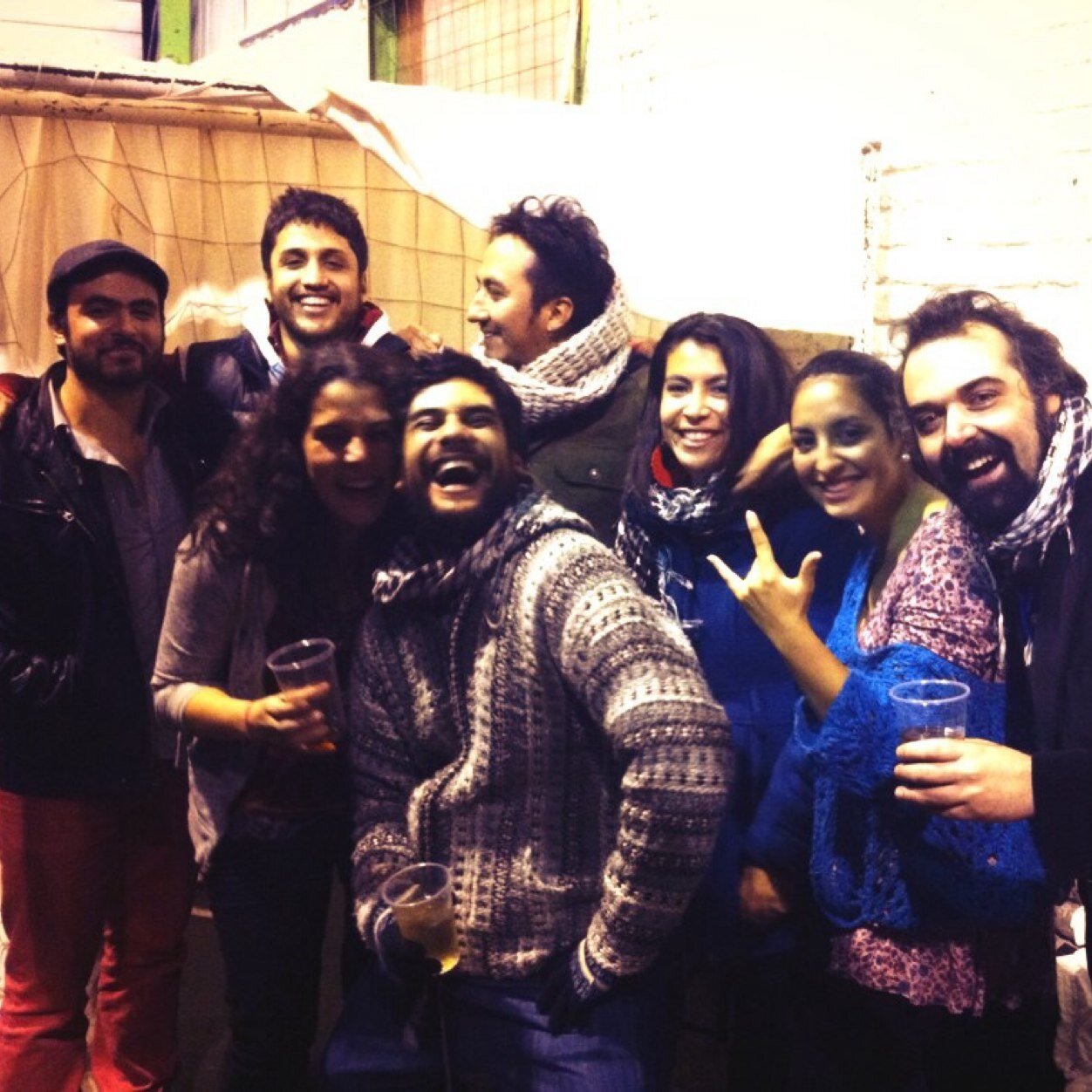Mainumbi es una banda chilena de salsa fusión compuesta por 8 músicos profesionales que montan un show de calidad, haciendo vibrar al público de pies a cabeza!!