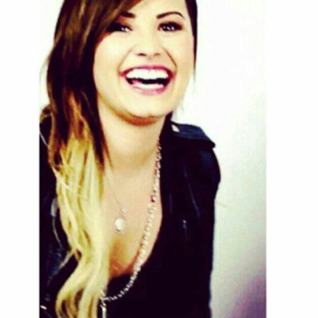I love Demi Lovato she helps me stay strong! #Warrior