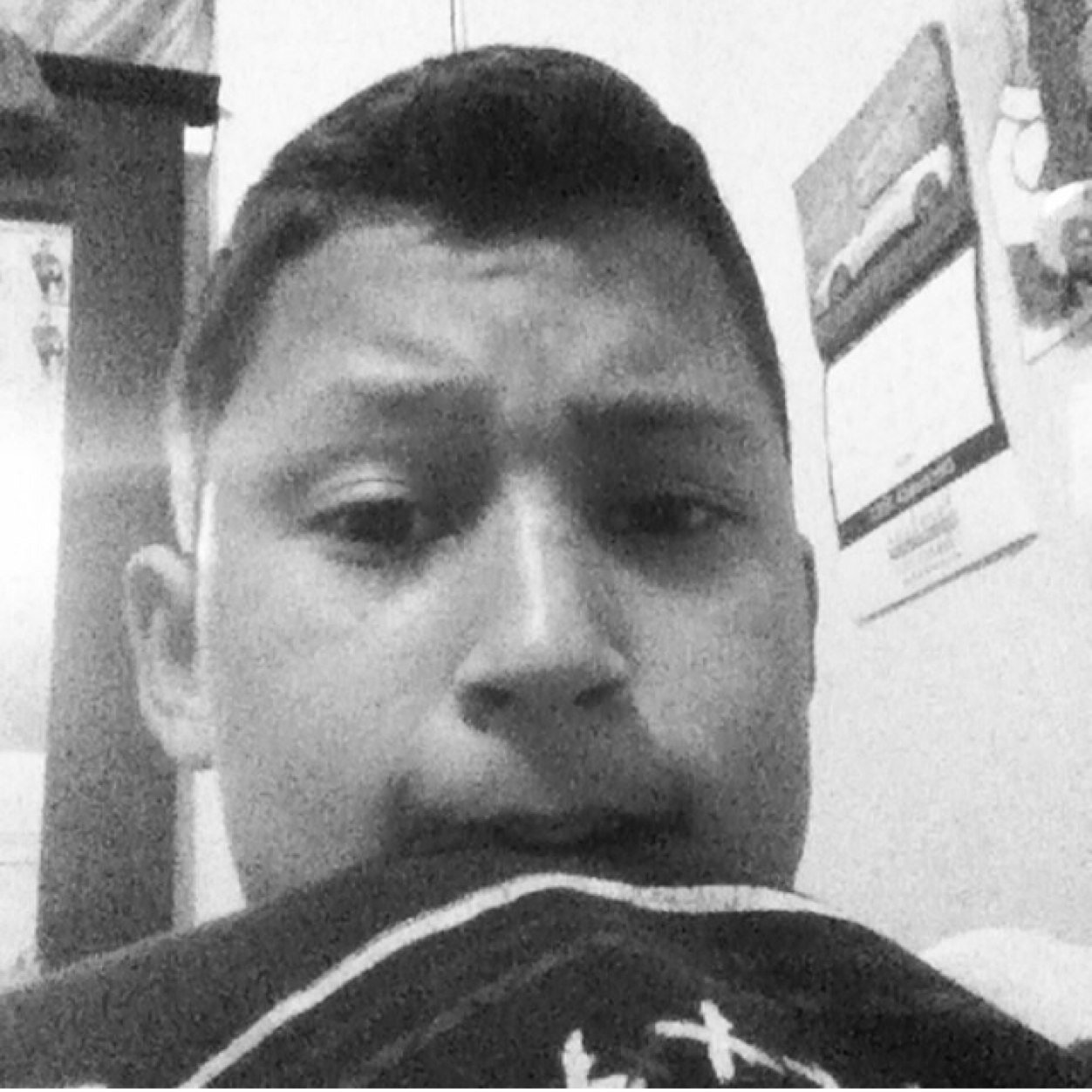 Aye its jaret tho 
3'27'2k14
Kik name its_jaret_tho
Facebook name jaret vera
