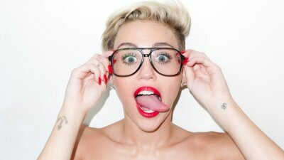 Pronto para o show, morrendo a cada notícia e foto e cada vez mais apaioxnado por essa mulher!!